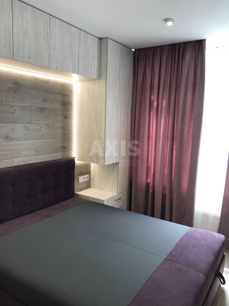 2к квартира ул. Щекавицкая 30/39