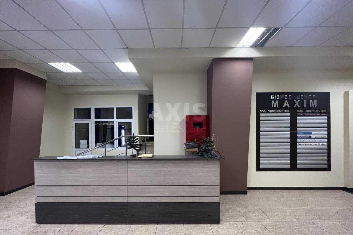 Офис ул. Антоновича 33В, 266м21