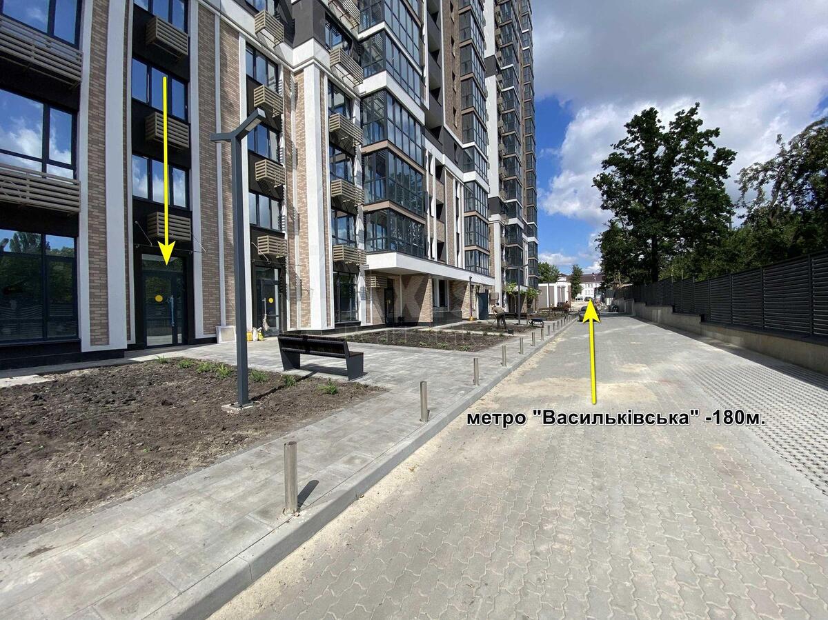 Об'єкт торгівлі вул. Васильківська 37, 59м2607903