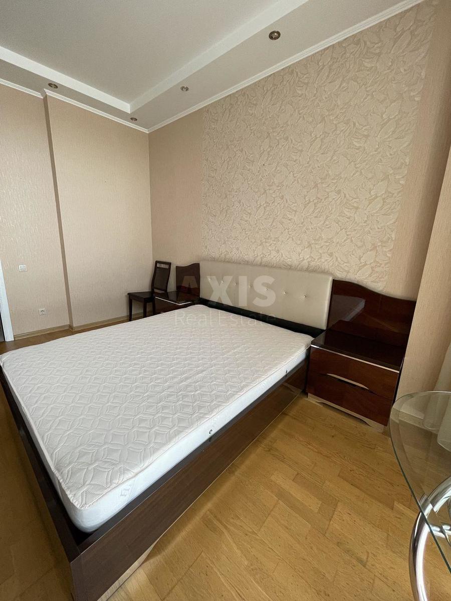 3к квартира пр-т Героев Сталинграда 4, корп. 8