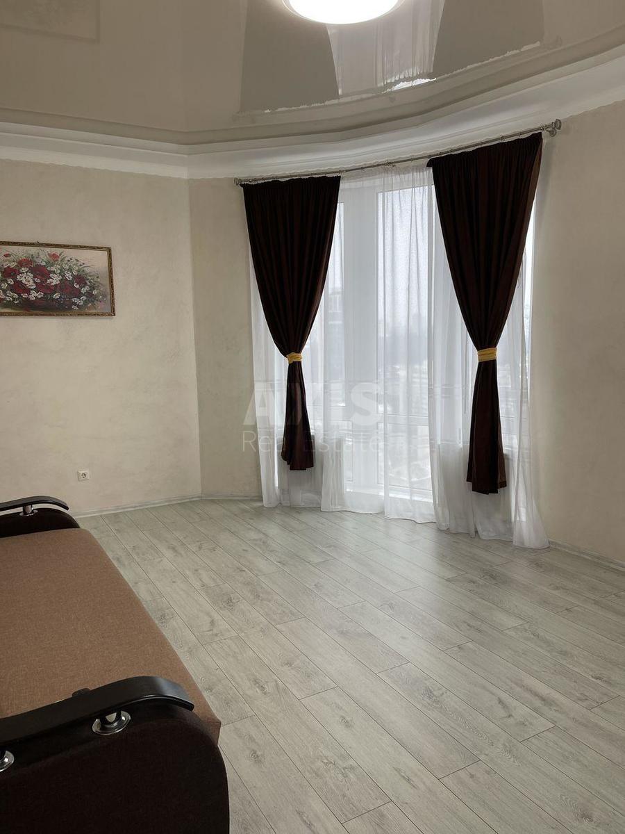 2k apartment vul. Starokyi'vs'ka 100