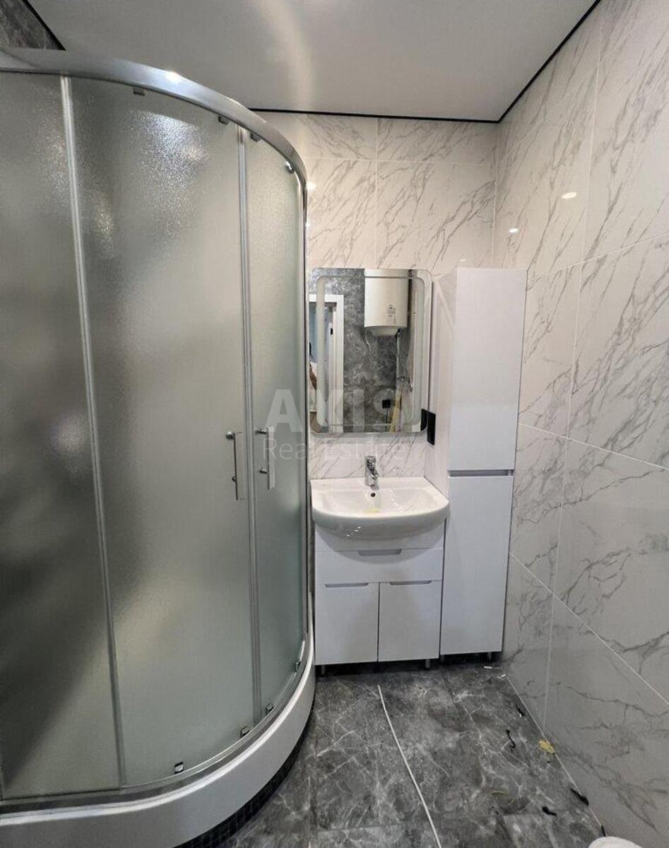 1k apartment vul. Chernigivs'ka 8Б565616