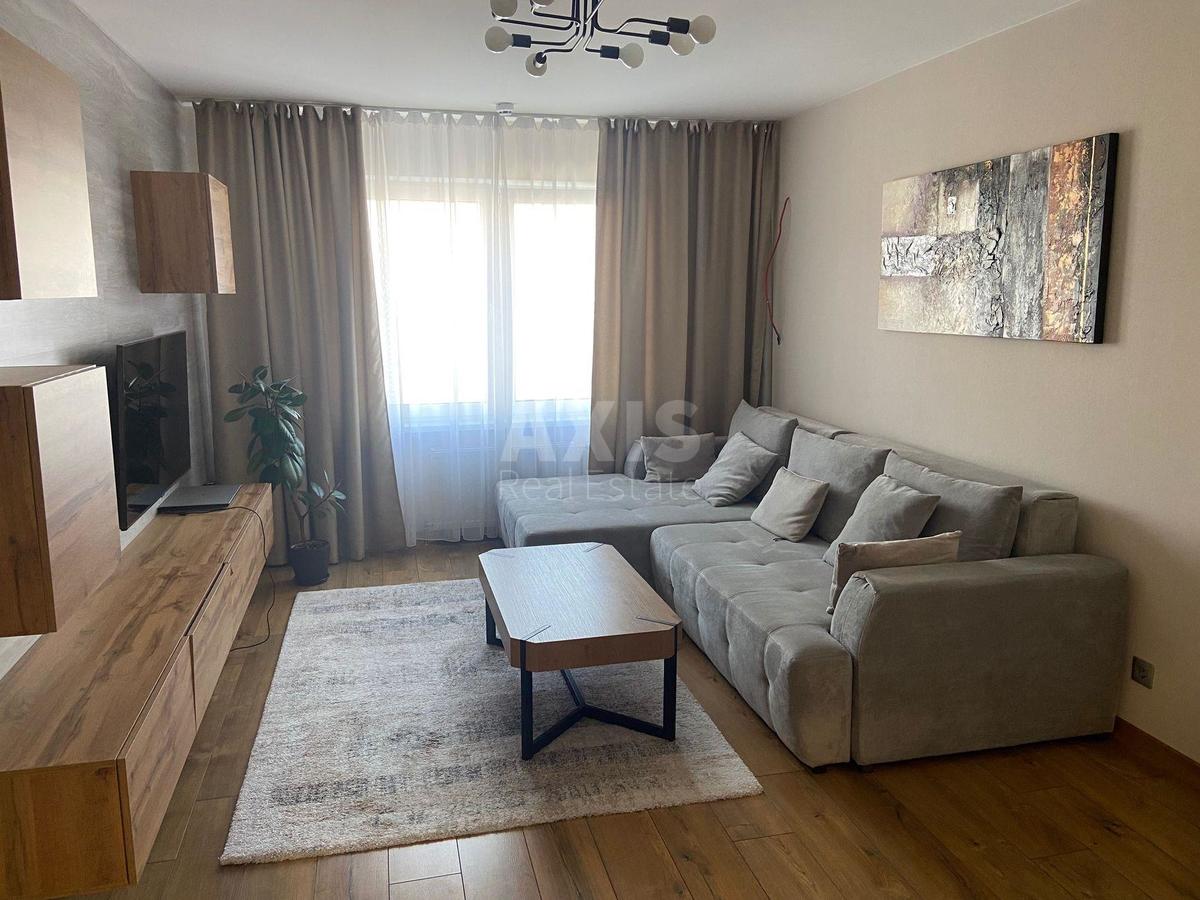 2k apartment vul. Rusovoi' Sofii' 7А2