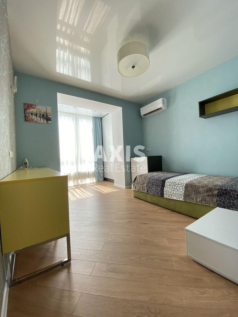 2к квартира ул. Патриарха Мстислава Скрипника 48А398044