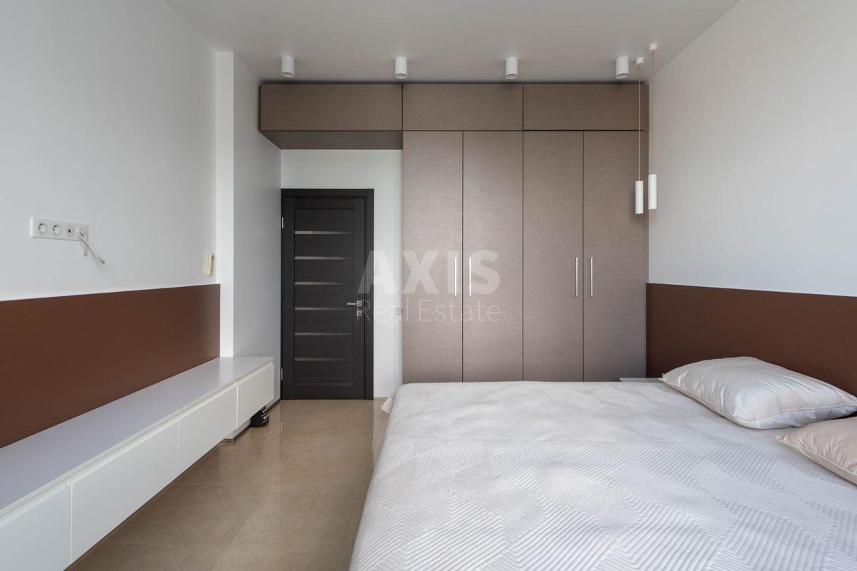 2k apartment nab. Dniprovs'ka 143