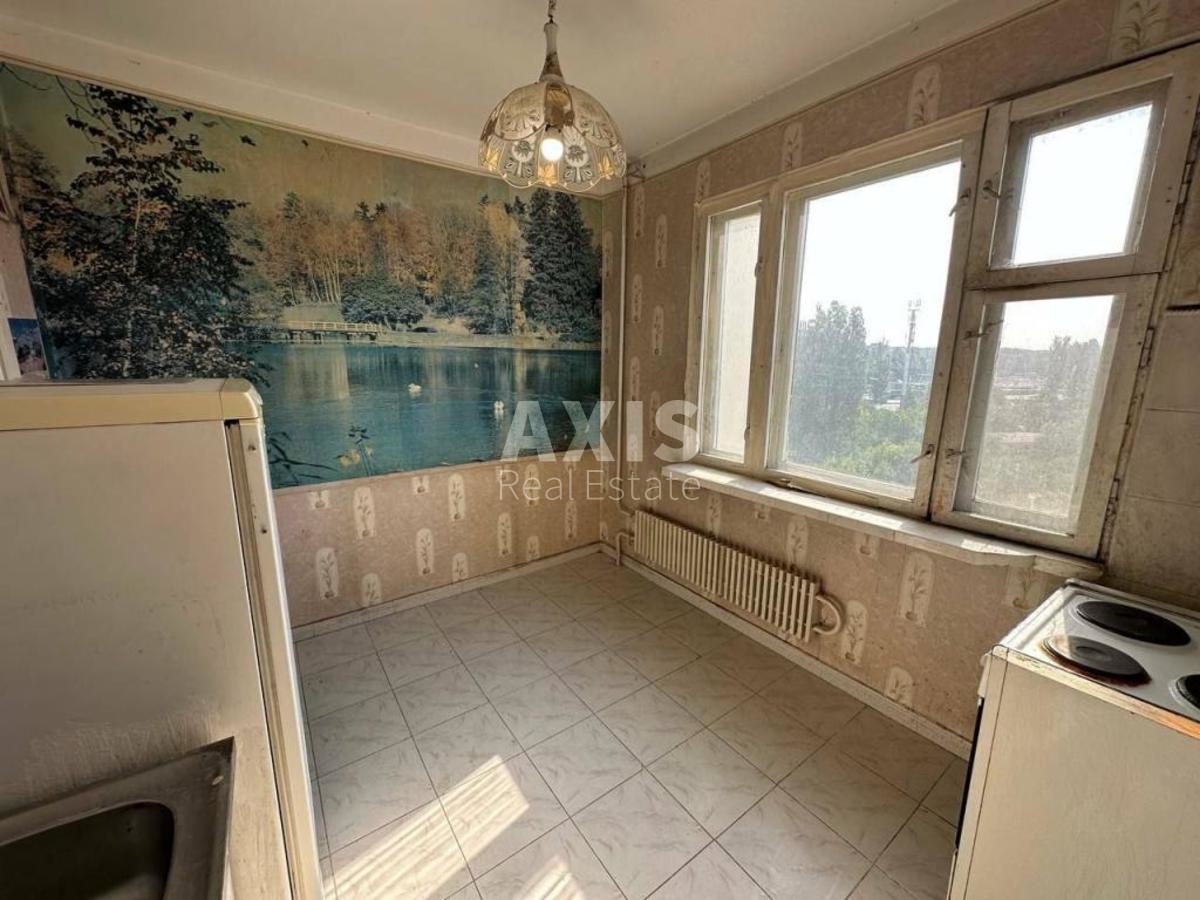 2к квартира ул. Заболотного Академика 986