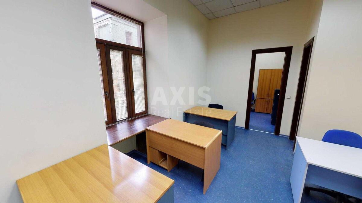 Офис ул. Саксаганского 58, 133м22