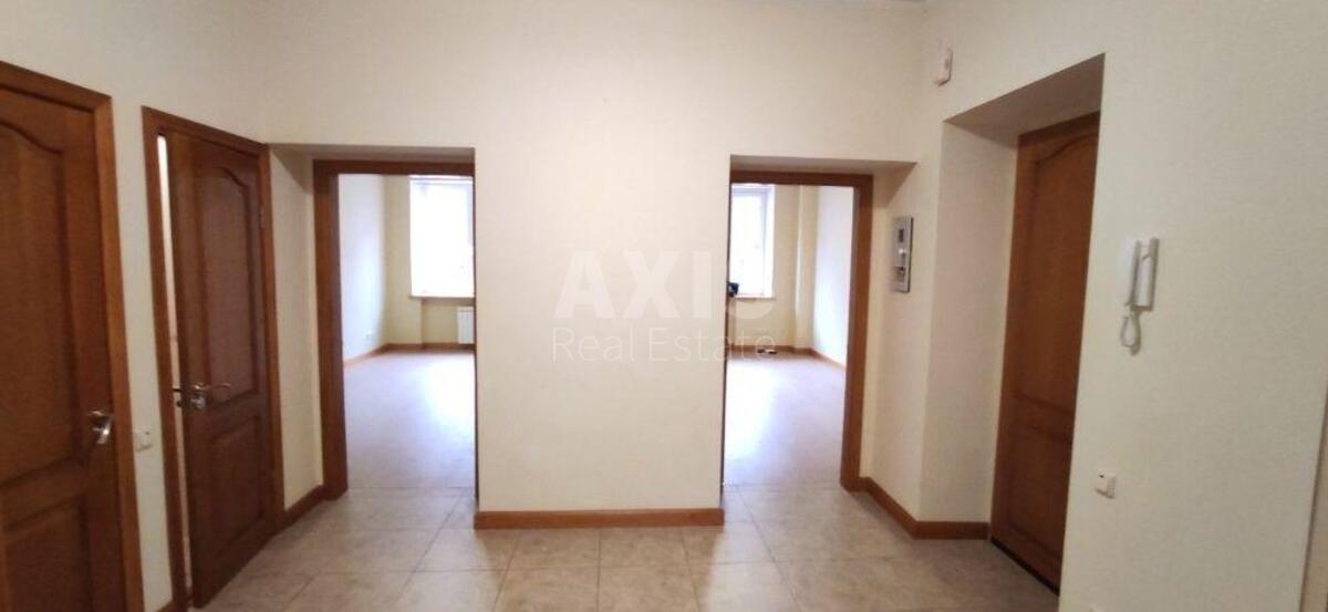 Office vul. Kruglouniversytets'ka 17, 70m25
