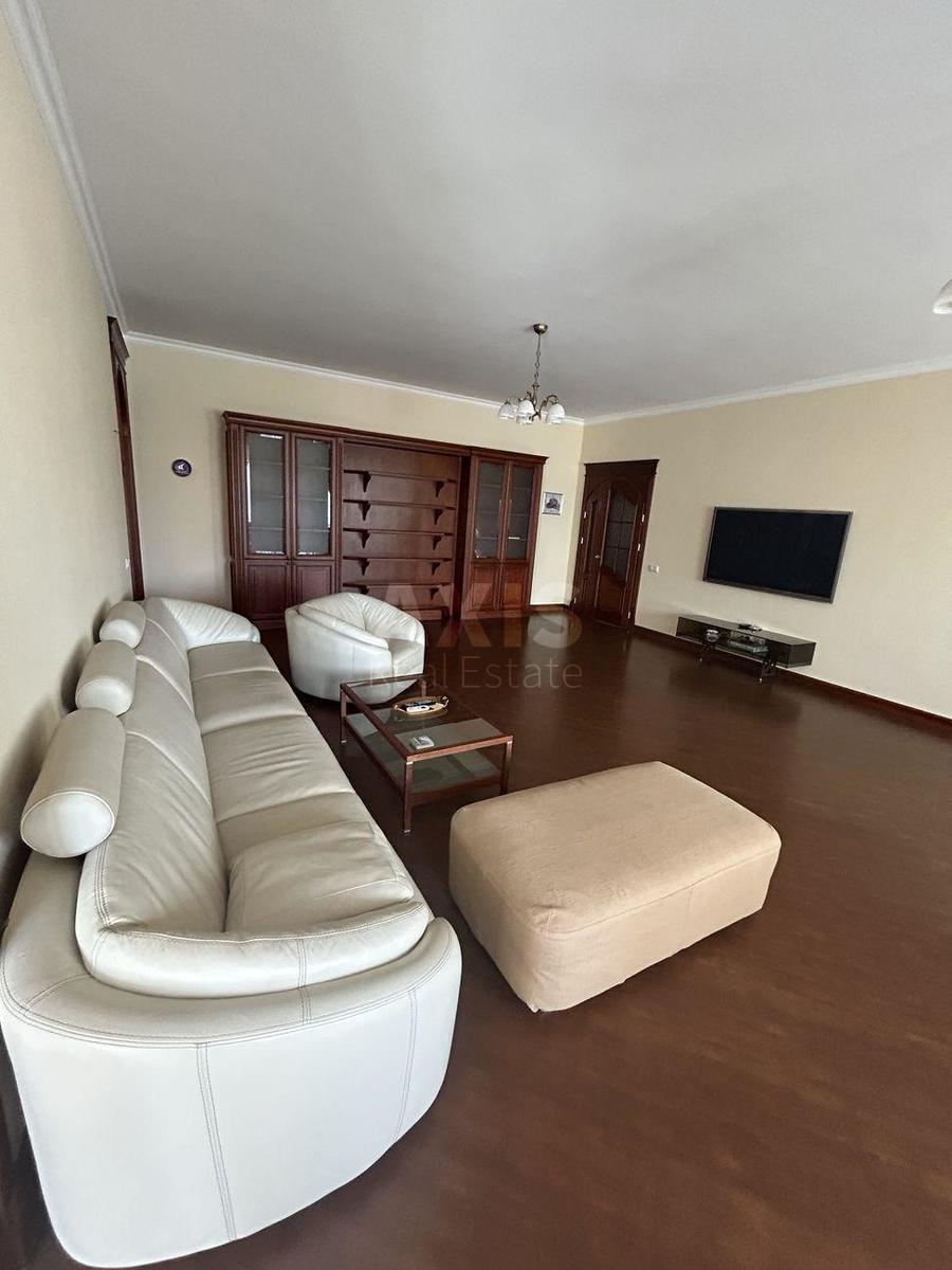 4k apartment vul. Kudrjavs'ka 13/191