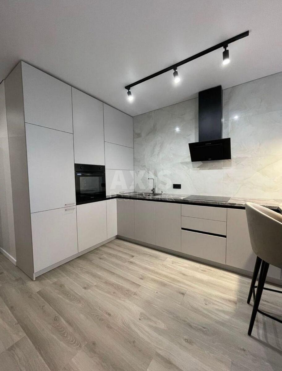 1k apartment vul. Antonovycha 109602201