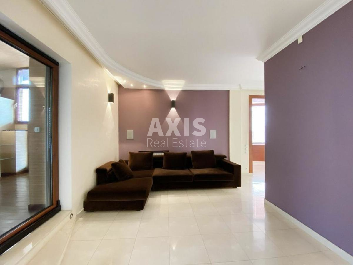 4k apartment vul. Velyka Zhytomyrs'ka 