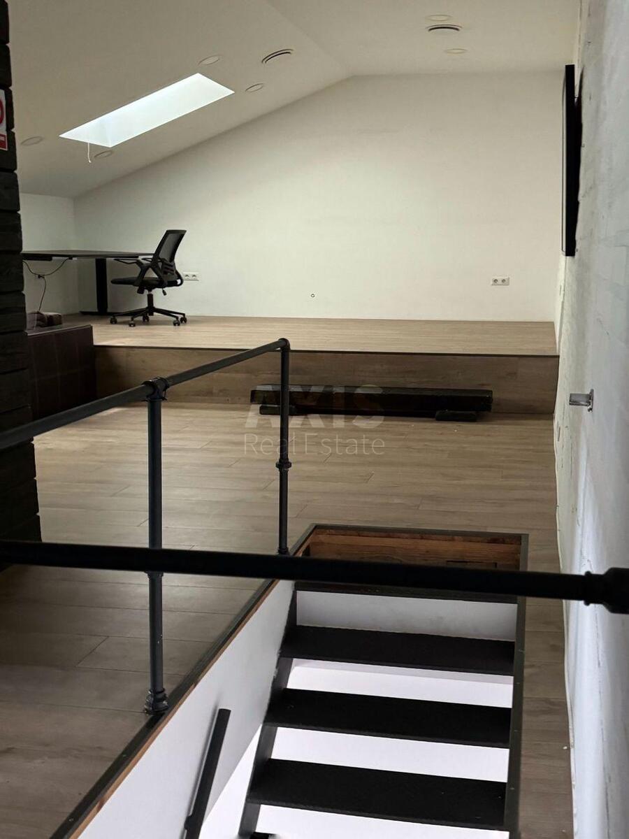 Office vul. Myhajlivs'ka 16, 160m21