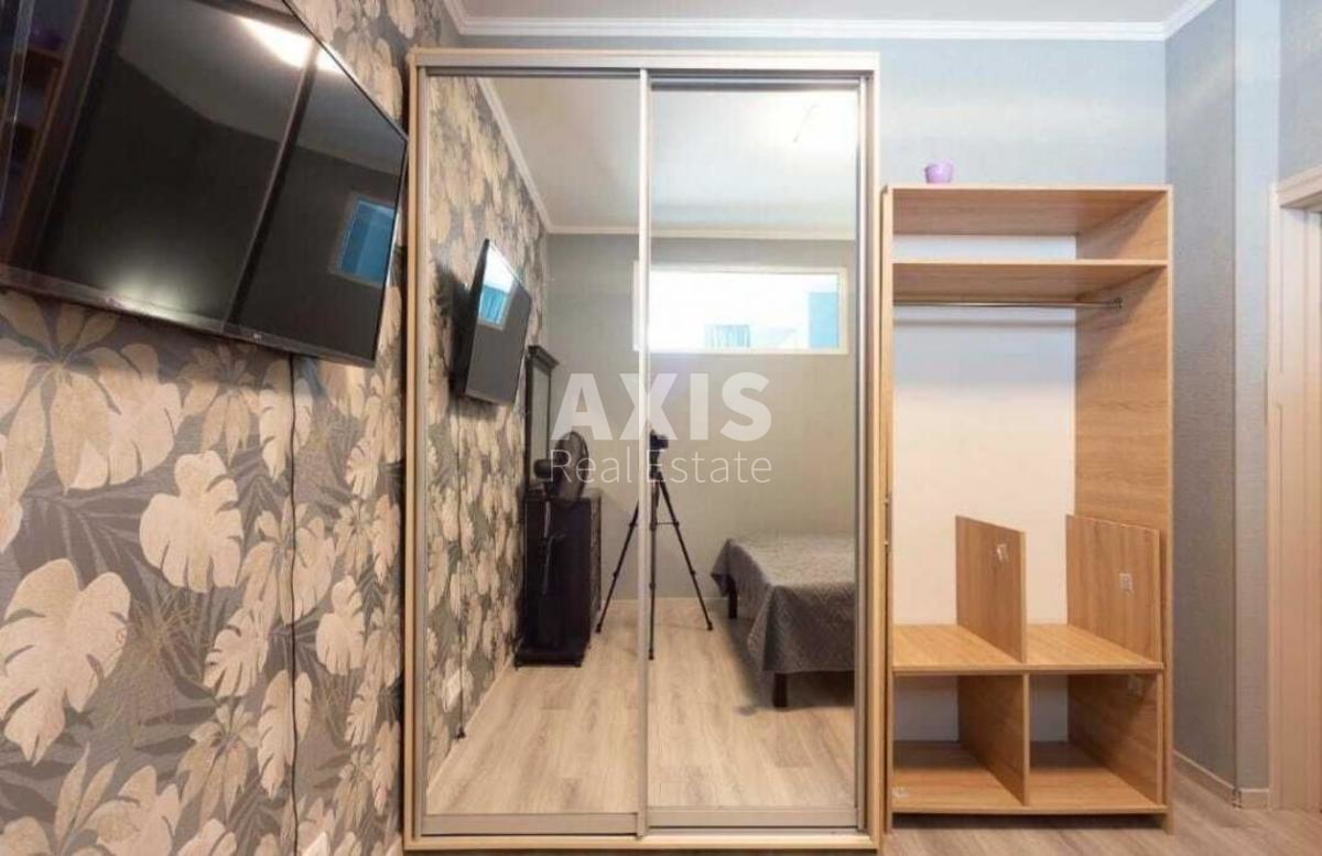 3к квартира ул. Писаржевского Академика 8а8
