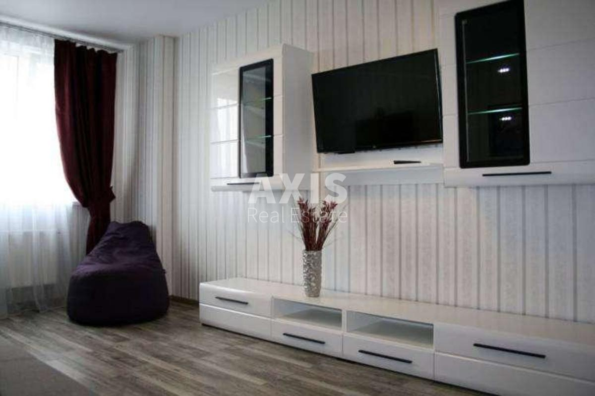 2k apartment vul. Mel'nykova 51Б231650