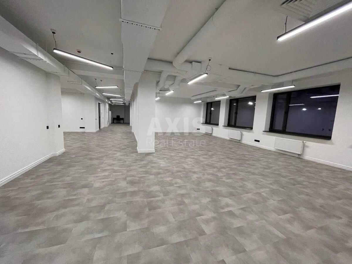 Office vul. Saksagans'kogo 53/80, 197m23