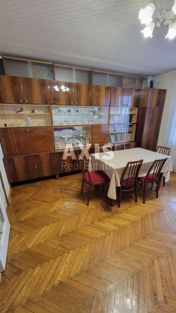 3к квартира пр-т Шухевича Романа 260