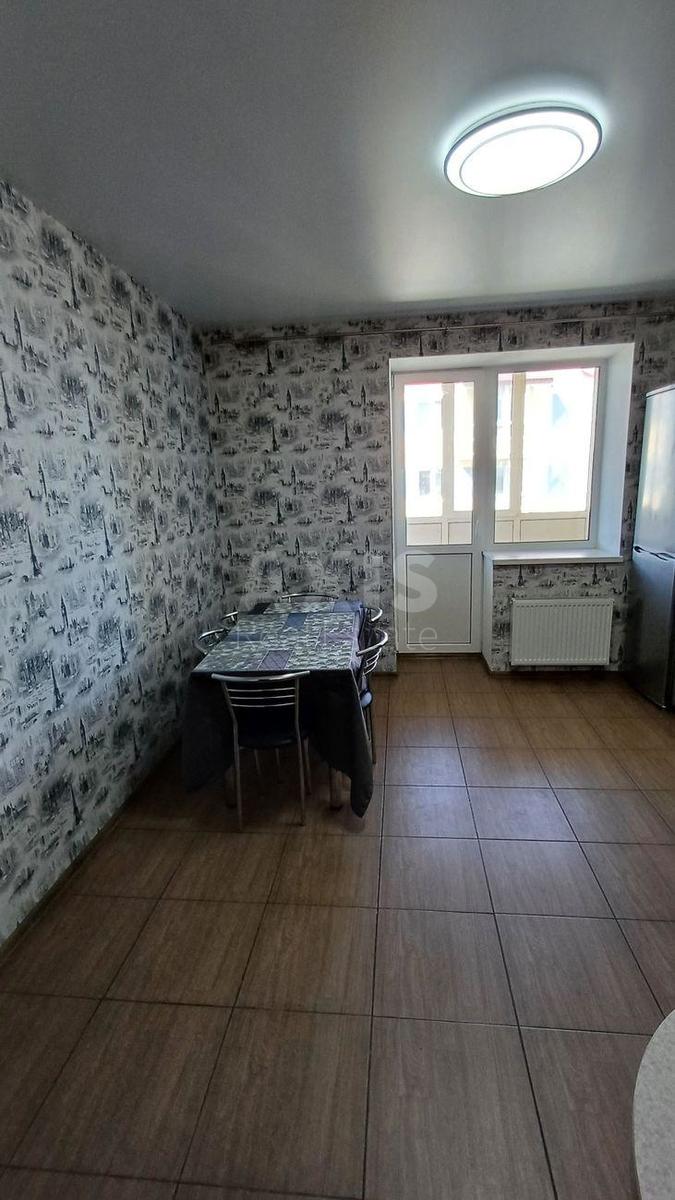 4k apartment vul. Boryspil's'ka 251