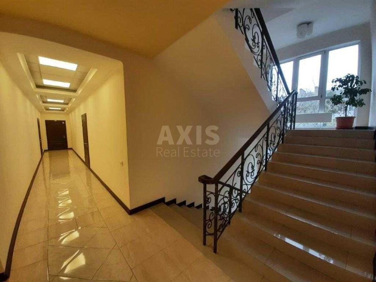 Office vul. Obolons'ka 29, 92m25945910