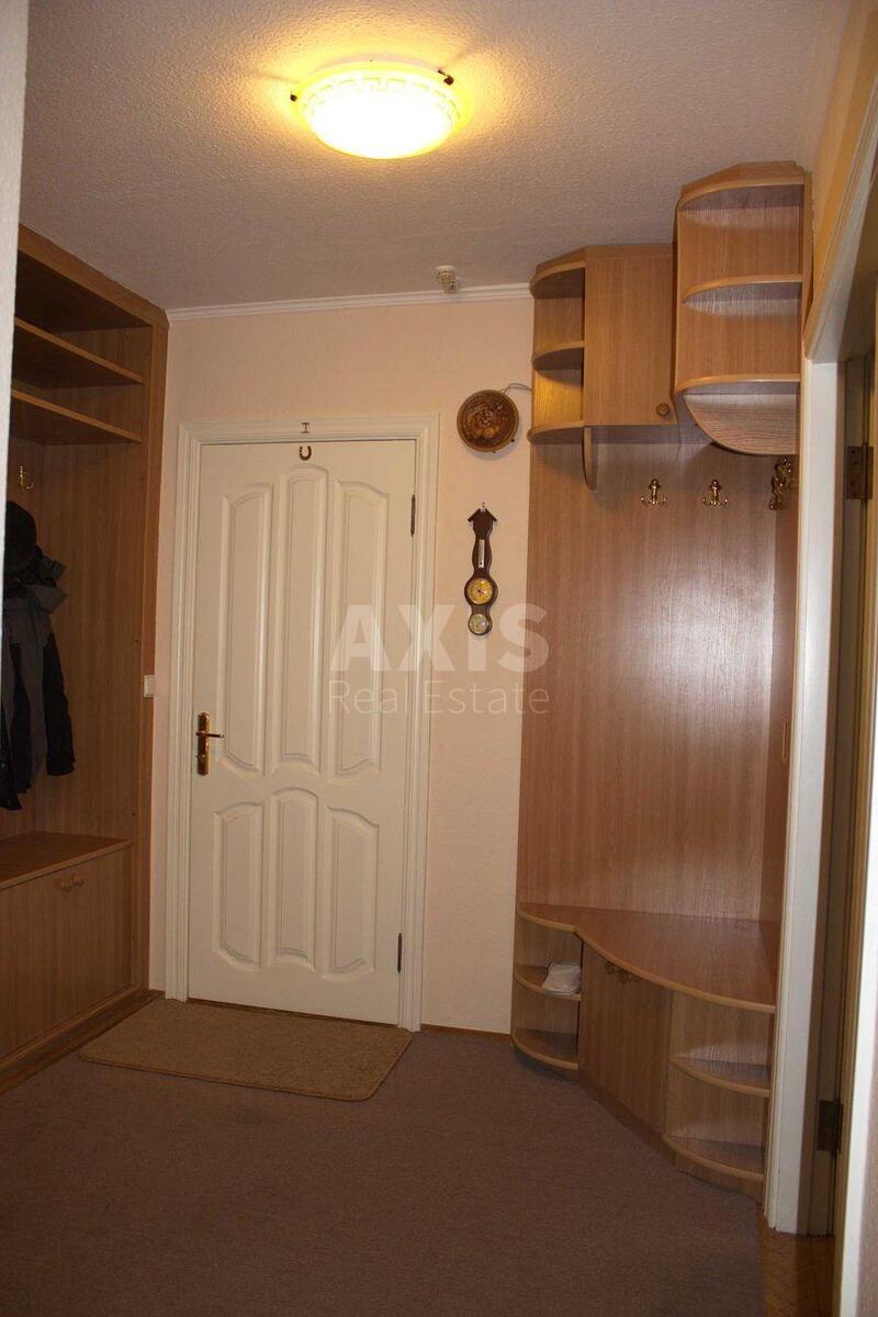 3k apartment vul. Zvirynec'ka 615948111