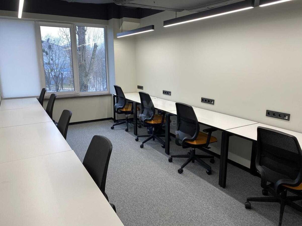 Office vul. Malevycha Kazymyra 86, 370m24