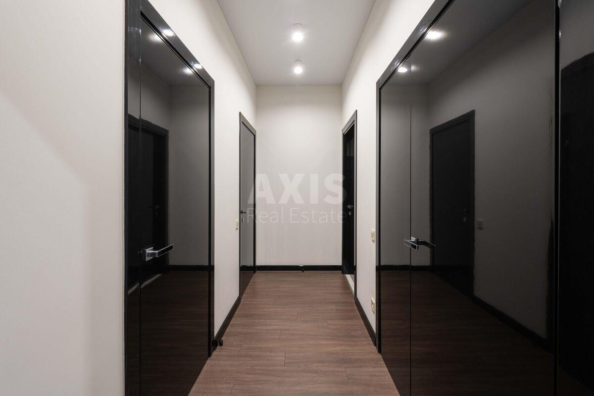 4k apartment vul. Buslivs'ka 126312115