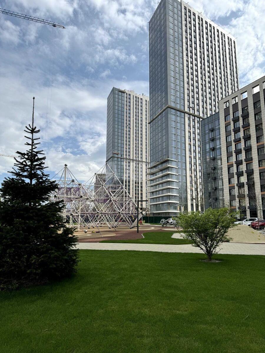 1k apartment vul. Zabolotnogo Akademika 1