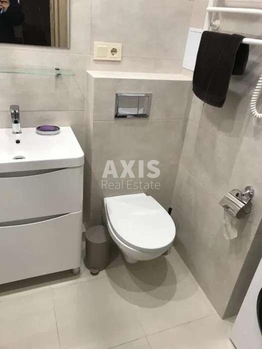 1k apartment vul. Sverstjuka Jevgena 6Д4