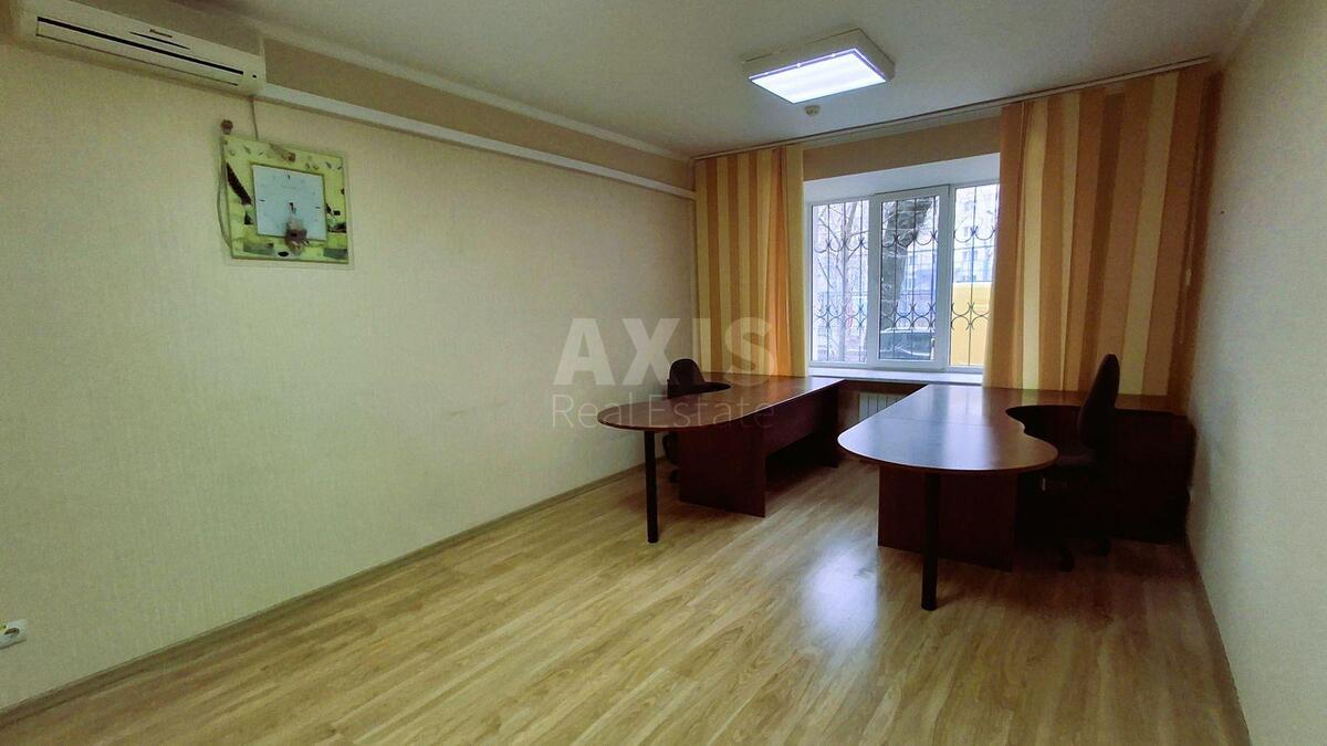 Office prov. Ipsylantijevs'kyj 3, 95m26