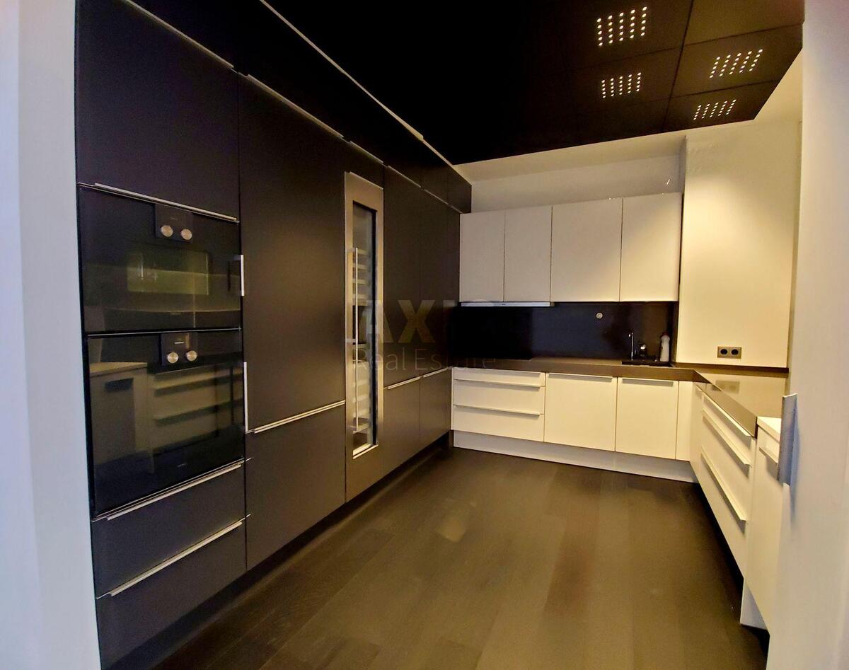 4k apartment vul. Kruglouniversytets'ka 3/5506023