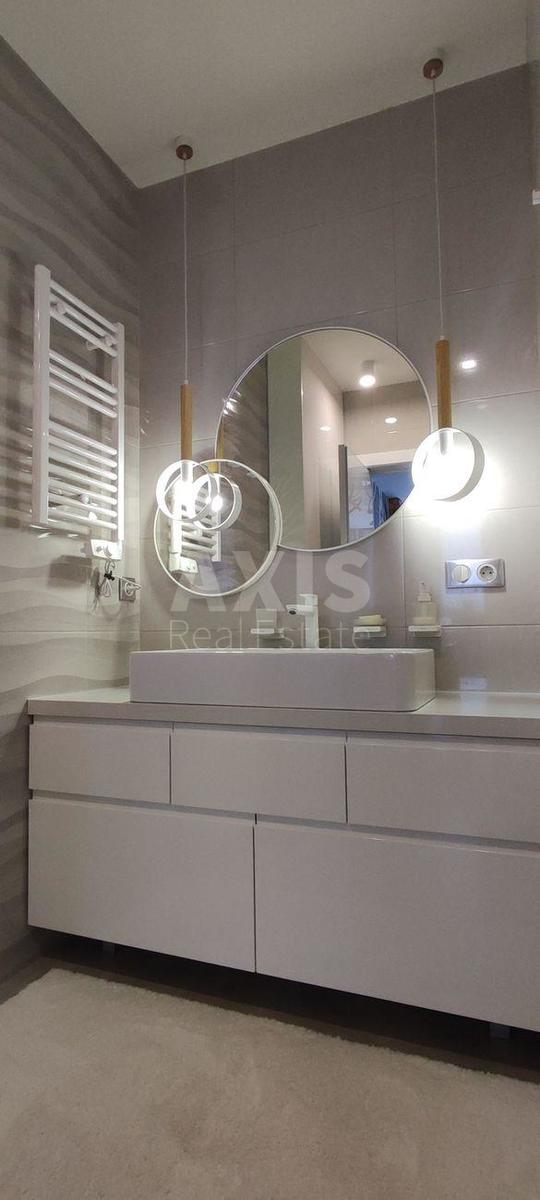 1k apartment vul. Dragomanova 2А5