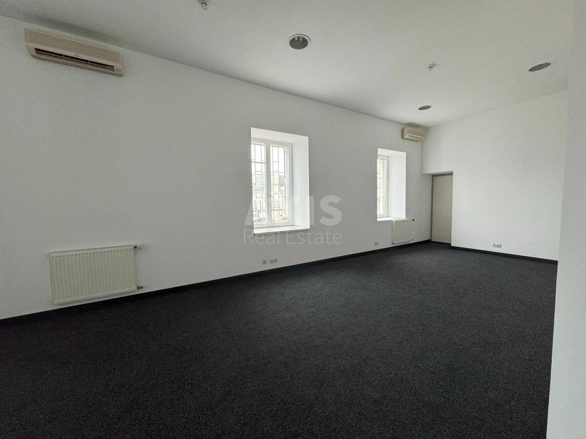 Office prov. Muzejnyj 4, 639m22