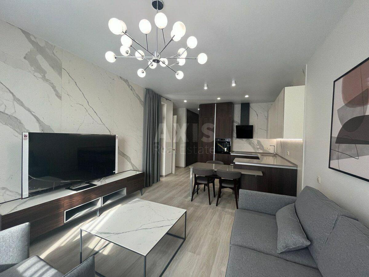2k apartment vul. Antonovycha 118/191