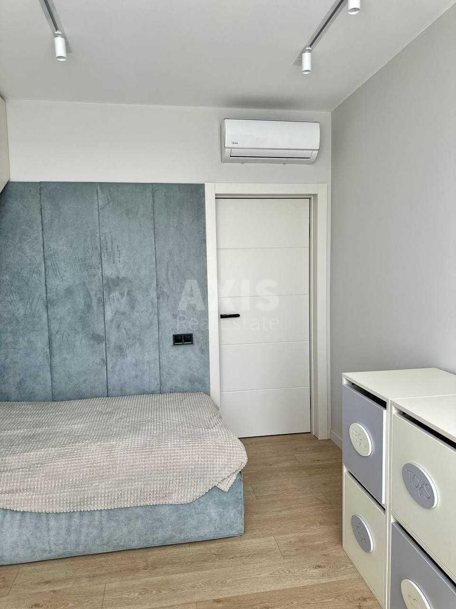 1k apartment vul. Zarichna 166