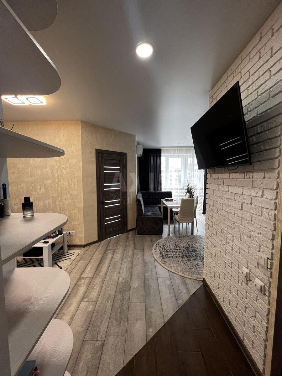 1k apartment vul. Radystiv 325