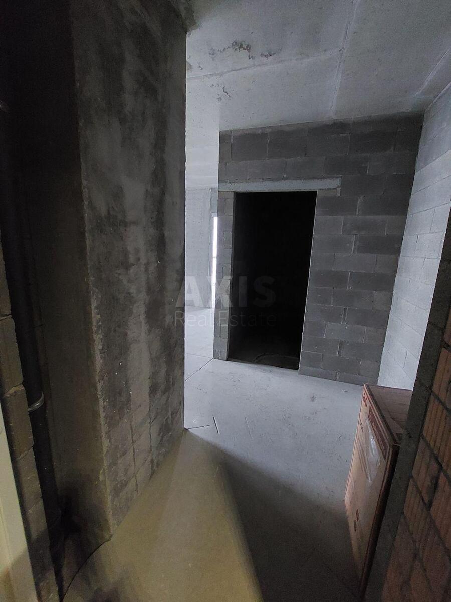 1k apartment vul. Brativ Shemetiv 10/82