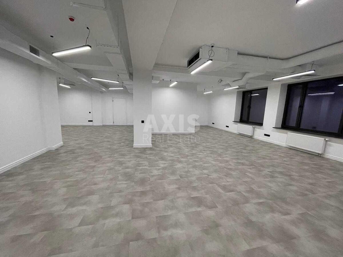 Office vul. Saksagans'kogo 53/80, 197m24