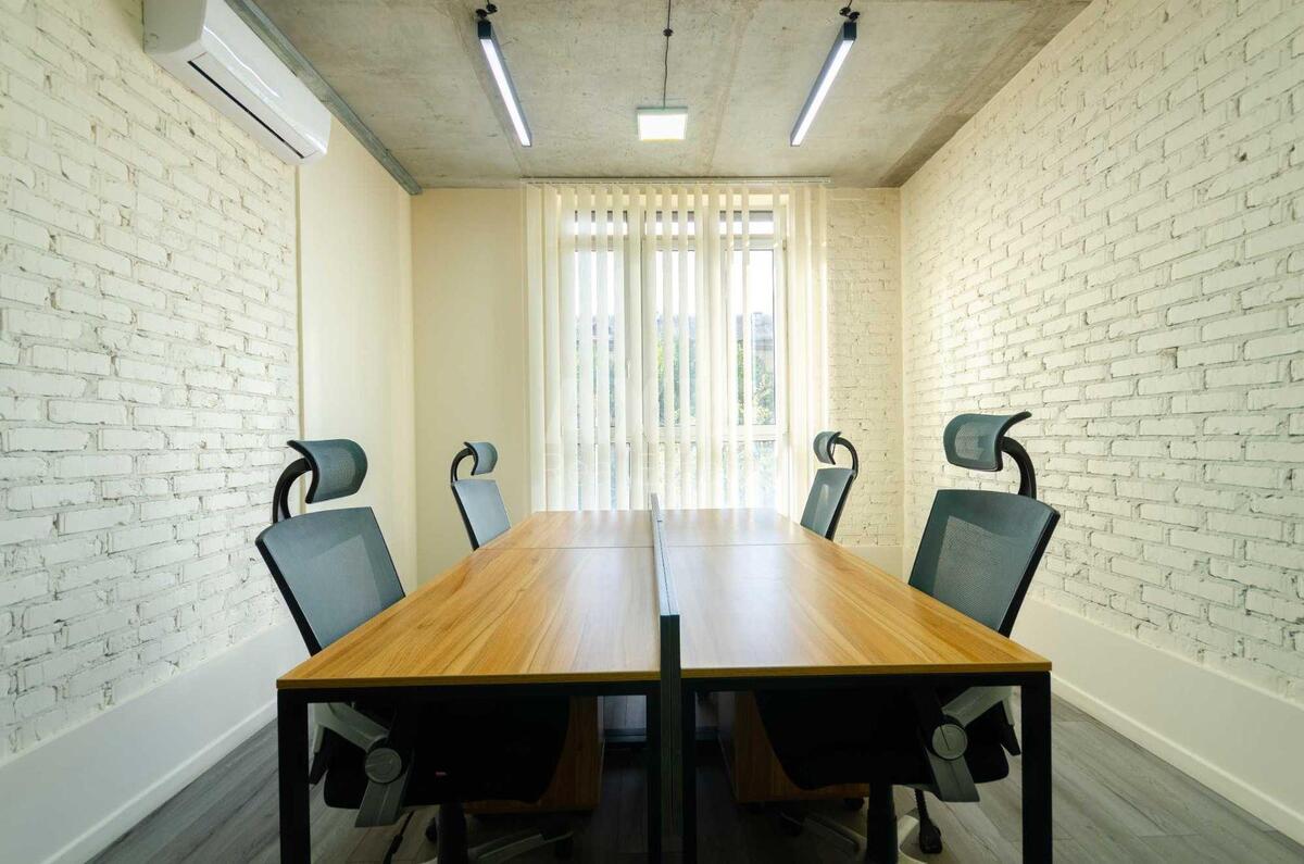 Office vul. Kudri Ivana 26, 92m2634473
