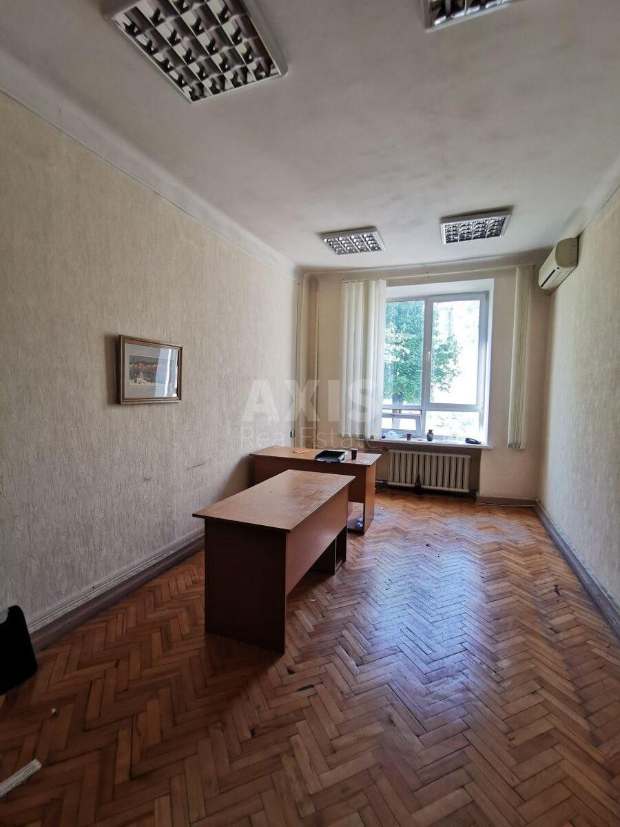 Офис ул. Довженко 1, 150м28