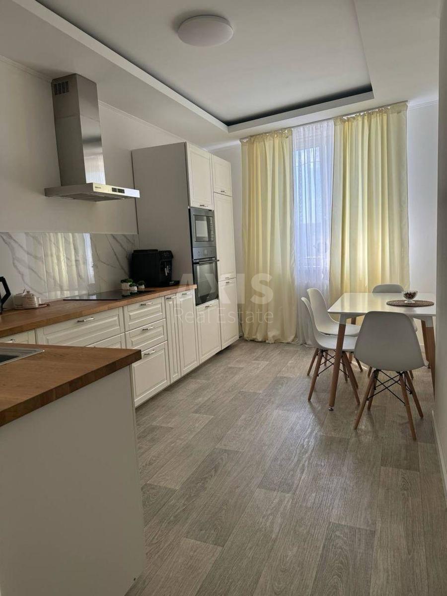 2k apartment vul. Yulia Zdanovska 46/1