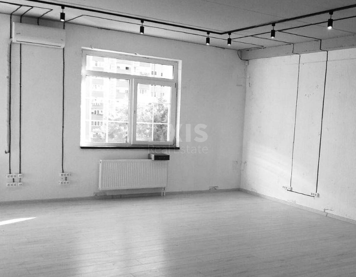 Office vul. Myhajla Maksymovycha 24, 80m23