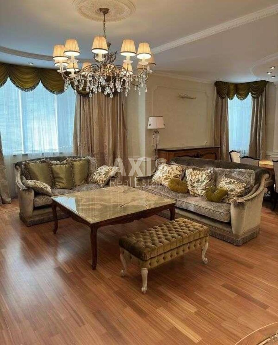 4k apartment vul. Staronavodnyc'ka 130