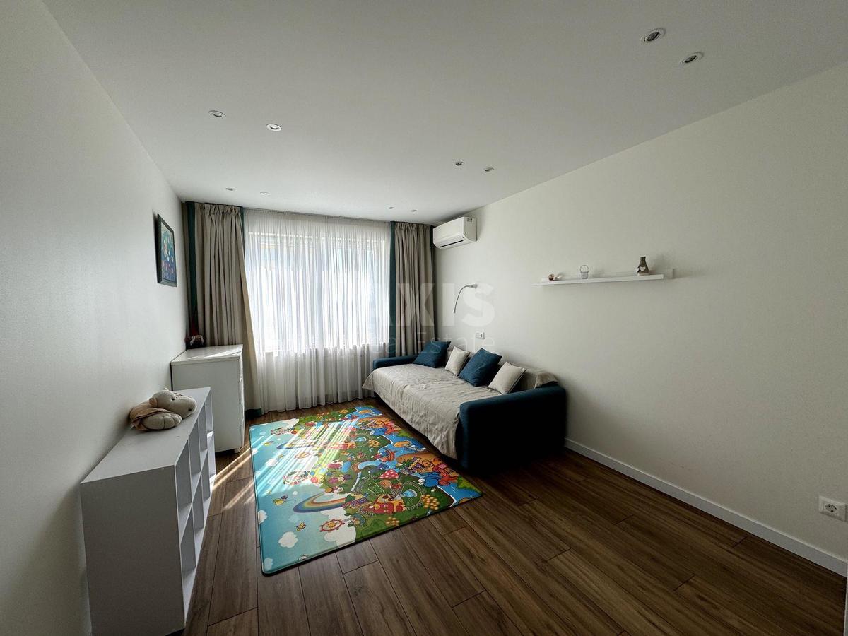 3k apartment vul. Yulia Zdanovska 36А7