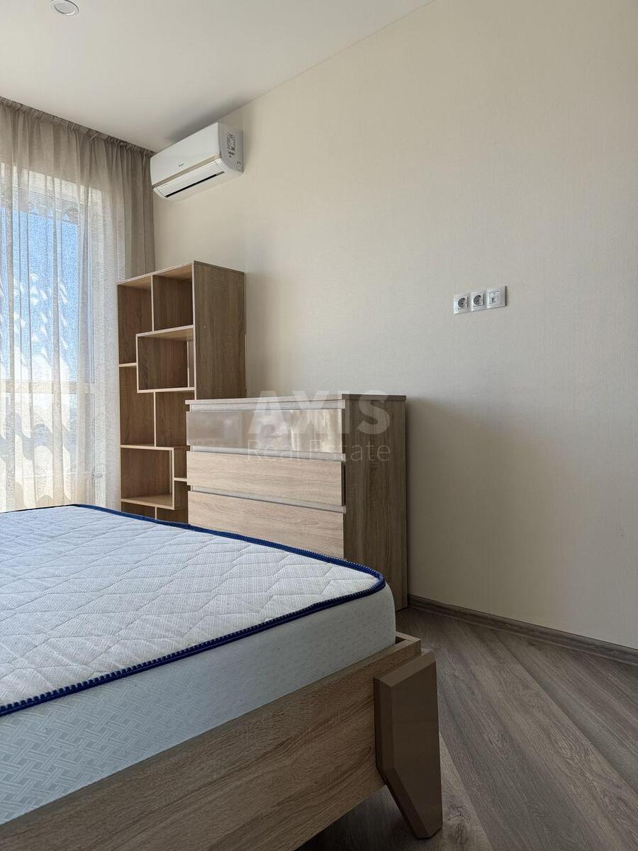 1k apartment vul. Lypkivs'kogo Vasylja Mytropolyta 16Г7