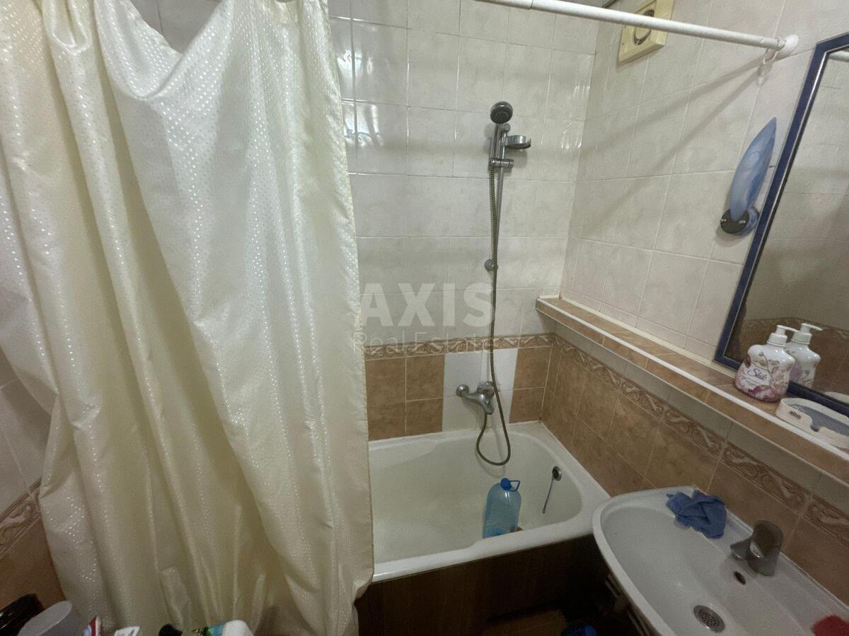 3k apartment vul. Sadovs'kogo Mykoly 128