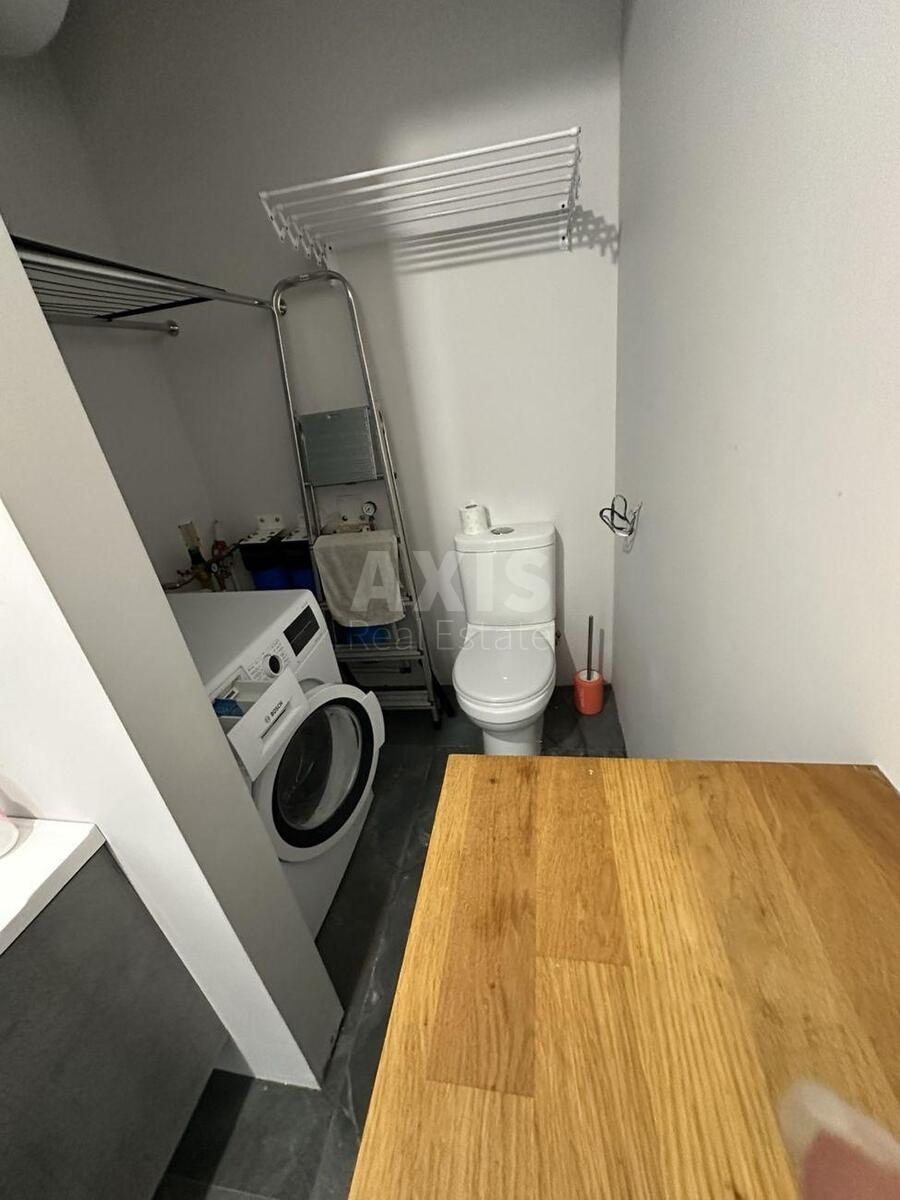 2k apartment vul. Baggovutivs'ka 1597172