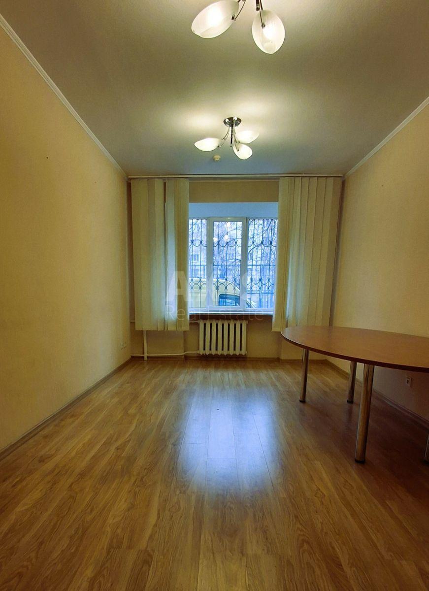 Office prov. Ipsylantijevs'kyj 3, 95m27