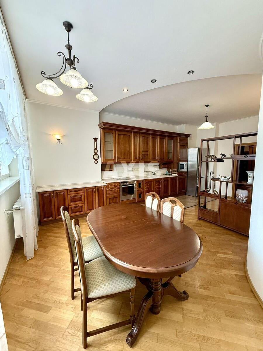 3k apartment vul. Tvers'ka 4572130