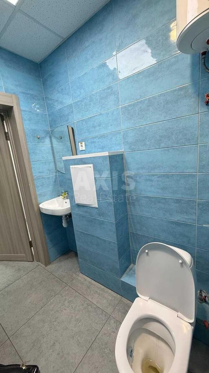 Office shose Harkivs'ke 188, 56m26