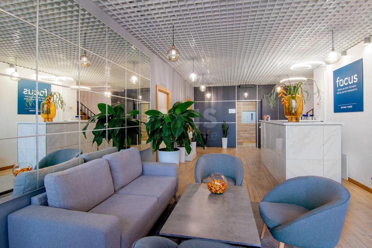 Office vul. Saksagans'kogo 121А, 42m256889