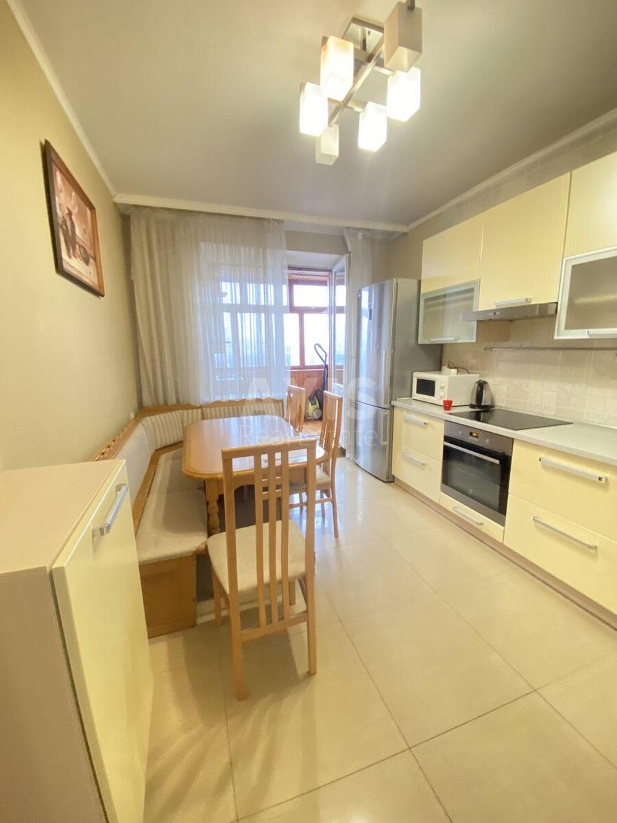 3k apartment vul. Ushakova Mykoly 34А563550